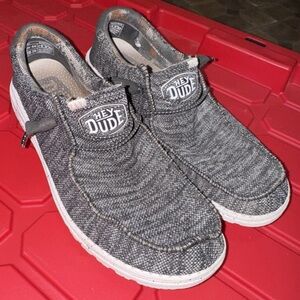 Size 11, Hey Dude Wally Sox, Black White